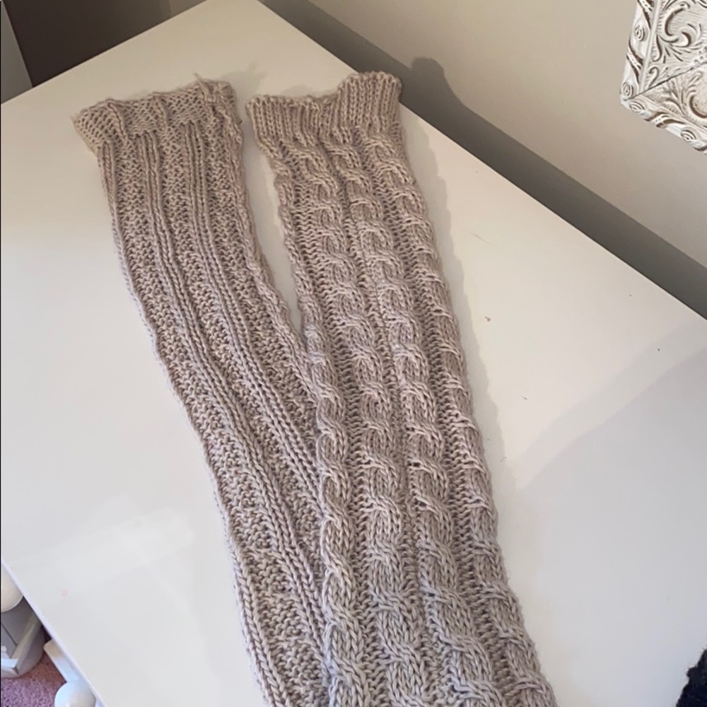 Super cute leg warmers / boot socks